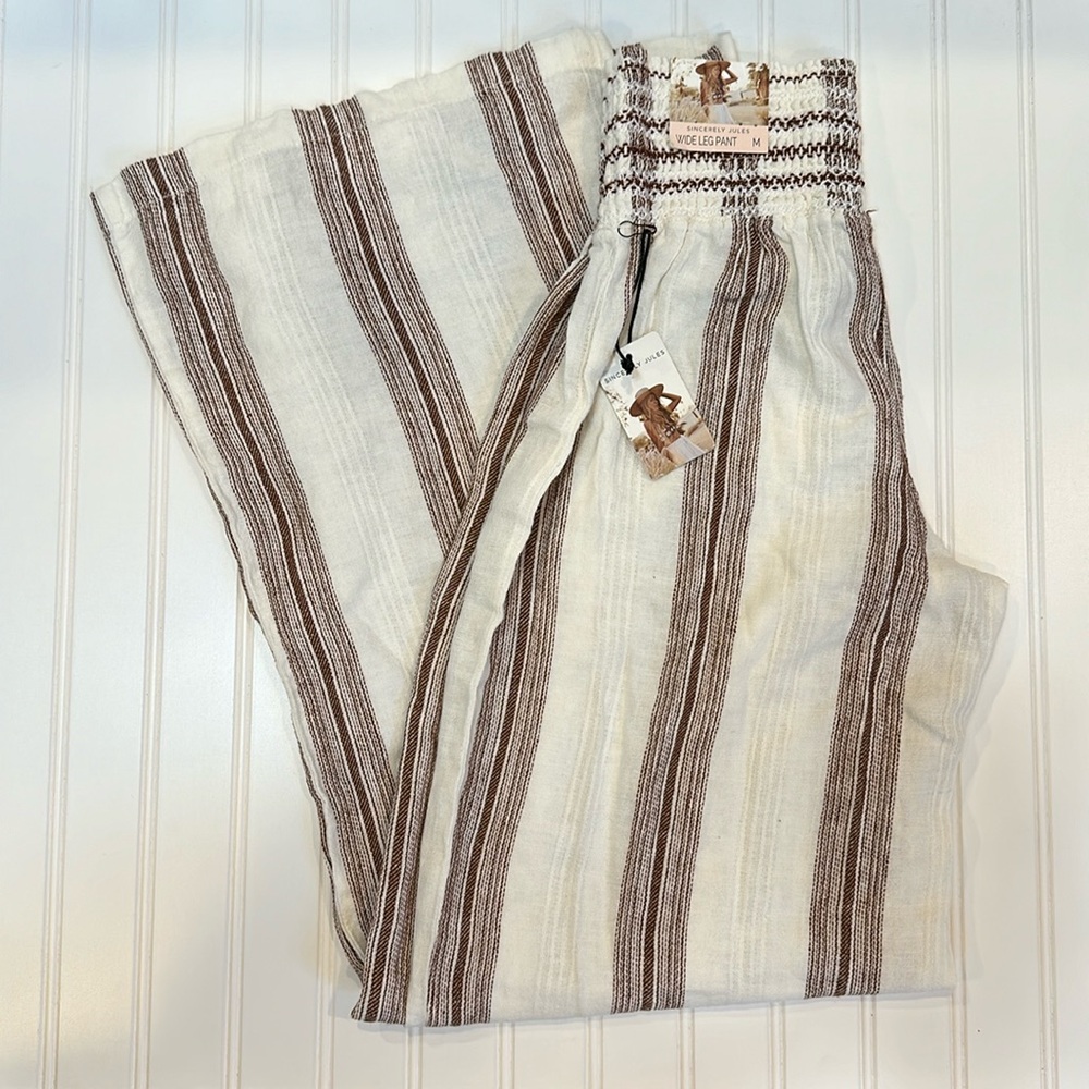 New- Wide Leg pants /size: Medium